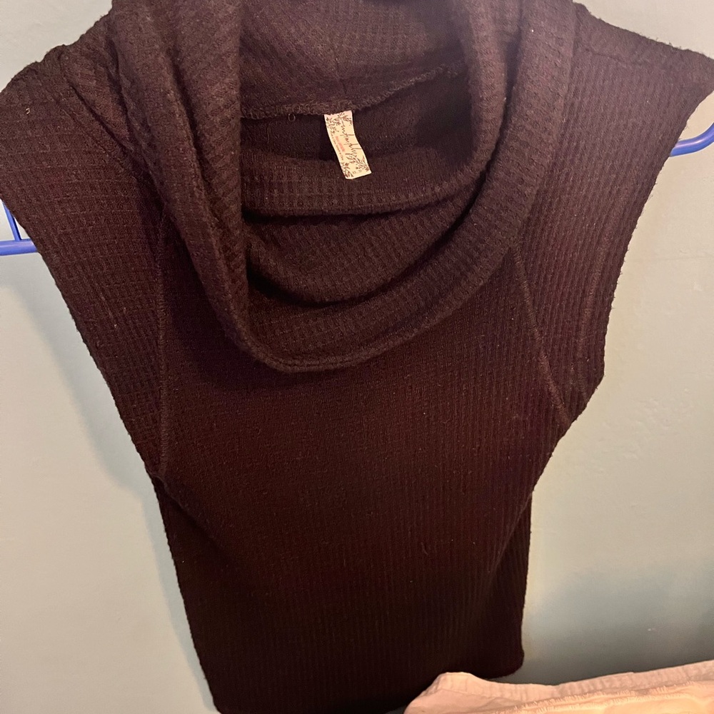 Black Sleeveless Cowl Neck Sweater